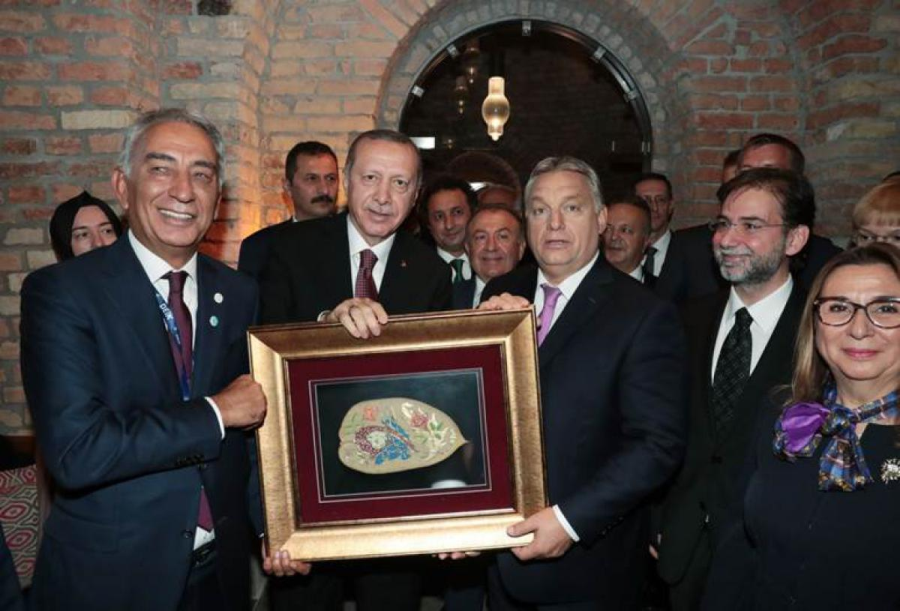 Türk - Macar Dostluğunun Simgesi Gül Baba Türbesi Açıldı